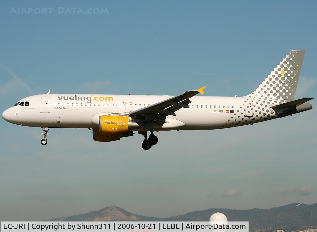 EC-JRI, 2006 Airbus A320-214 C/N 2761, Landing rwy 25R