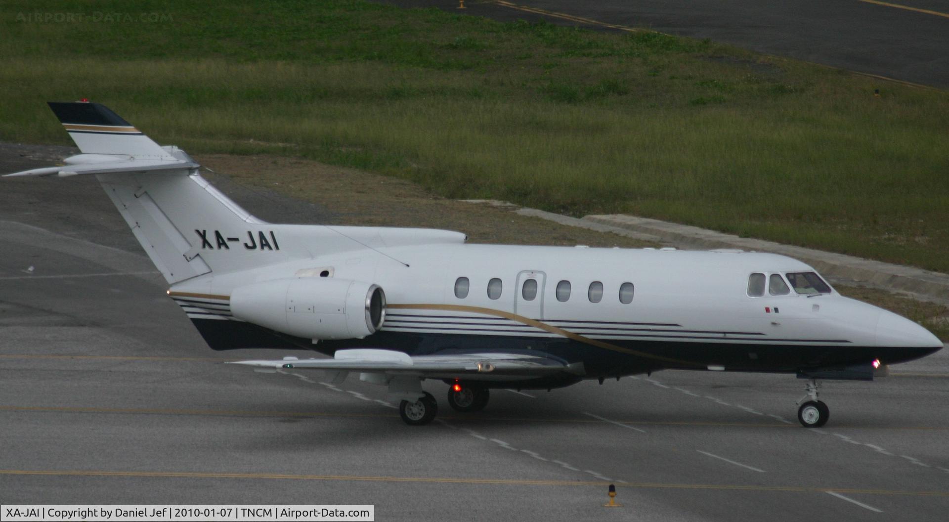 XA-JAI, 1982 British Aerospace HS.125-700A C/N 257171, XA-JAI taxing to the holding point alpha for take off