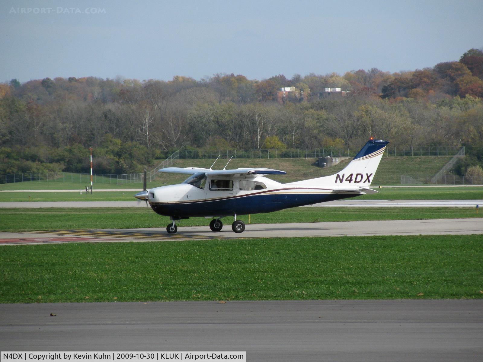 N4DX, 1972 Cessna 210L Centurion C/N 210-59600, 4 Delta X-ray, another Lunken resident