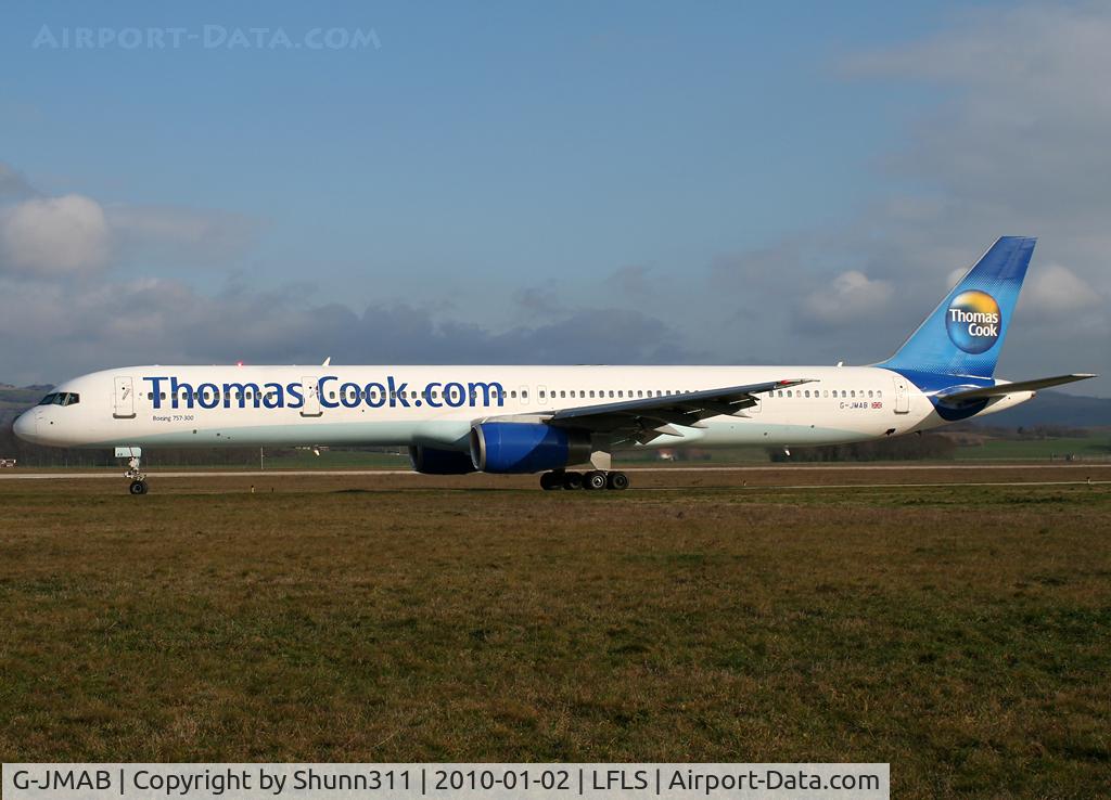 G-JMAB, 2001 Boeing 757-3CQ C/N 32242, Lining up rwy 09 for departure...