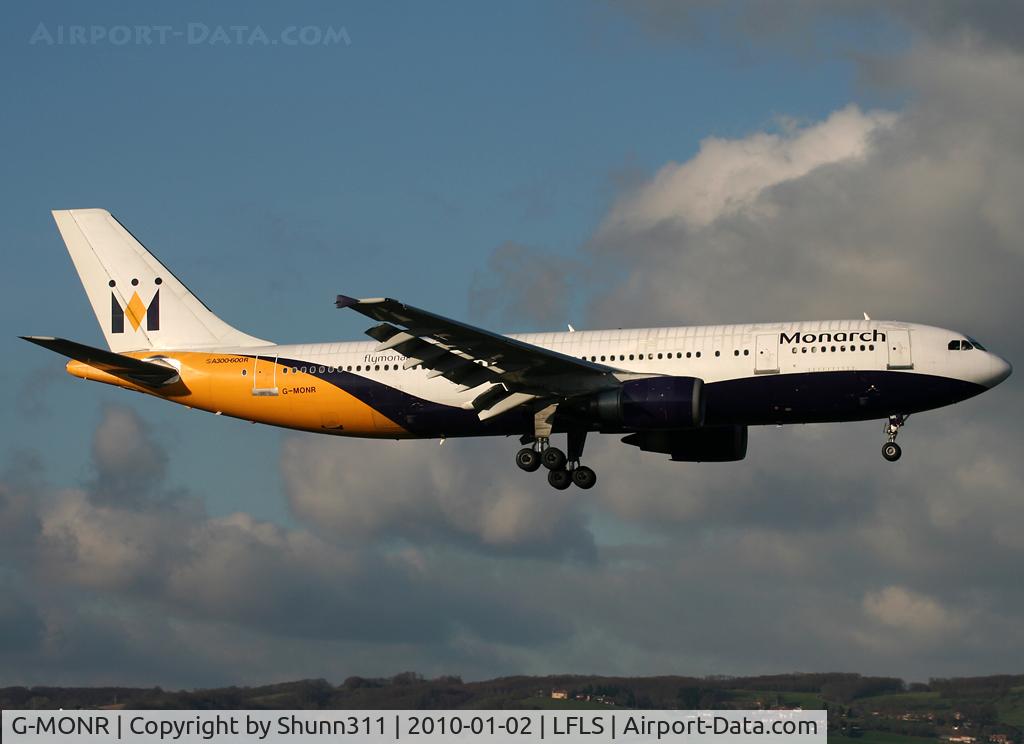 G-MONR, 1989 Airbus A300B4-605R C/N 540, Landing rwy 09
