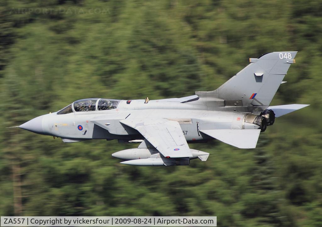 ZA557, 1981 Panavia Tornado GR.4 C/N 077/BS021/3041, Royal Air Force. Operated by the Marham Wing coded '048'. Thirlmere, Cumbria.
