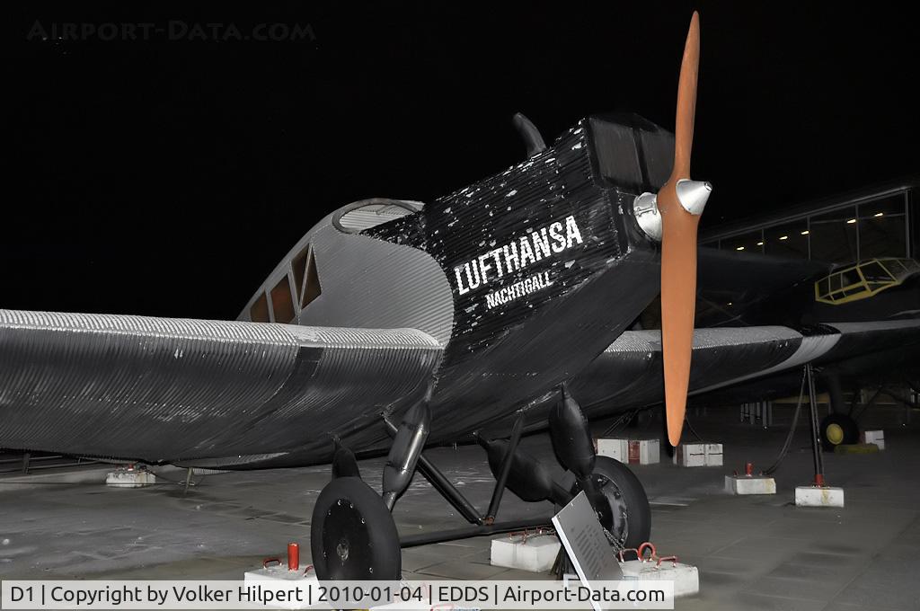 D1, Junkers F-13 Replica C/N Not found D1, at str museum