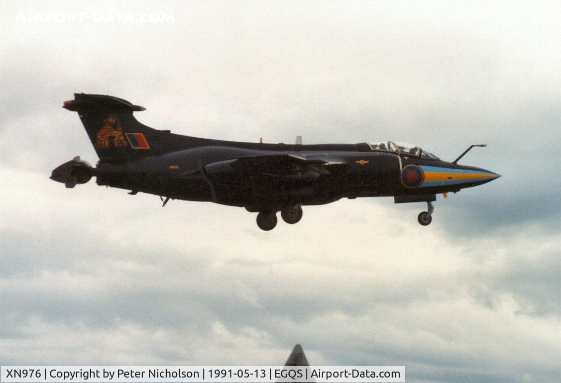 XN976, 1964 Hawker Siddeley Buccaneer S.2B C/N B3-03-63, Buccaneer S.2B in the 75th anniversary colour scheme for 208 Squadron landing at Lossiemouth in May 1991.