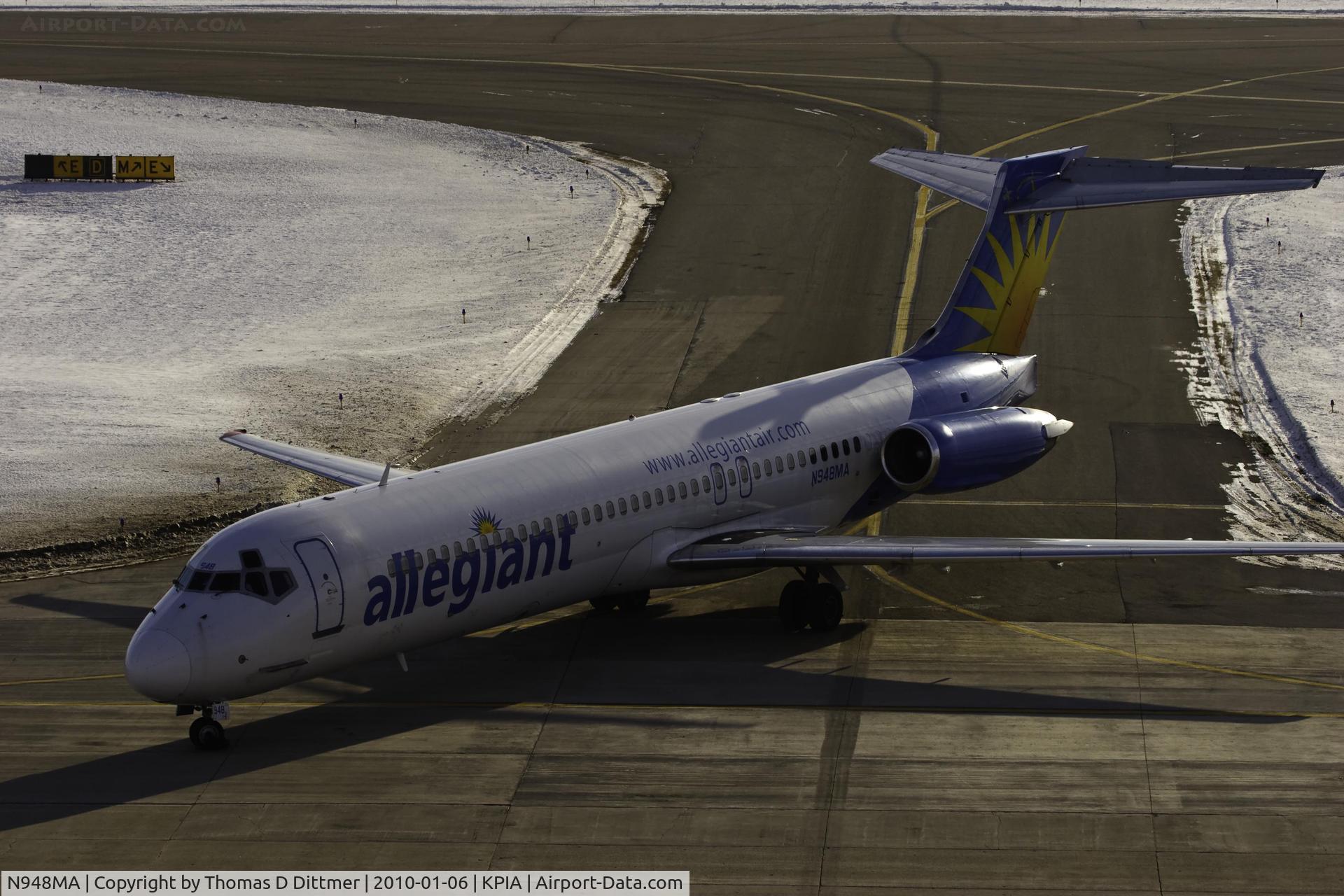 N948MA, 1989 McDonnell Douglas DC-9-87 C/N 49778, Allegiant Airways (N948MA) turning eastbound on the South Commercial Ramp