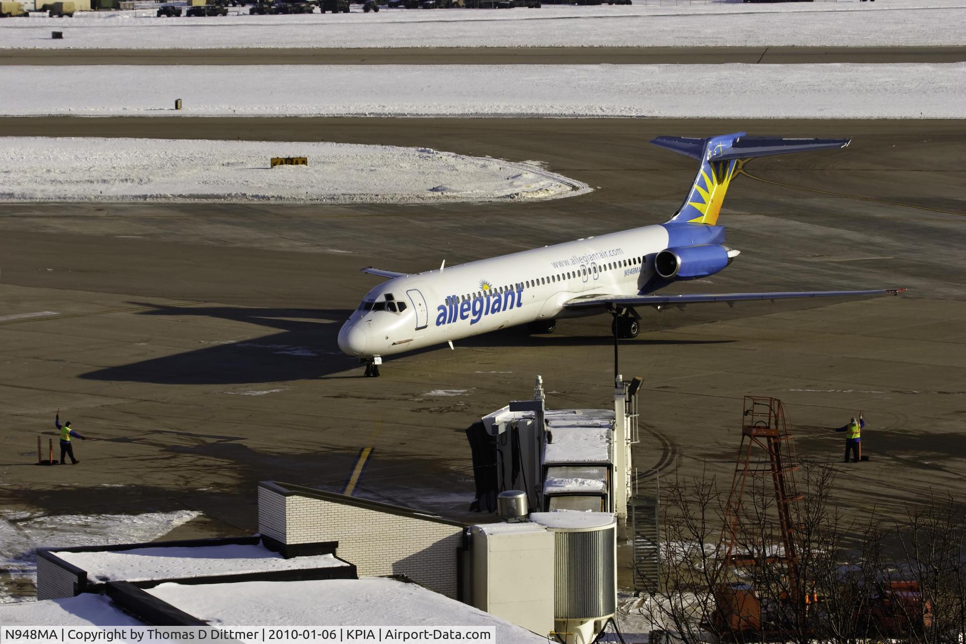 N948MA, 1989 McDonnell Douglas DC-9-87 C/N 49778, Allegiant Airways (N948MA) angling to the gate