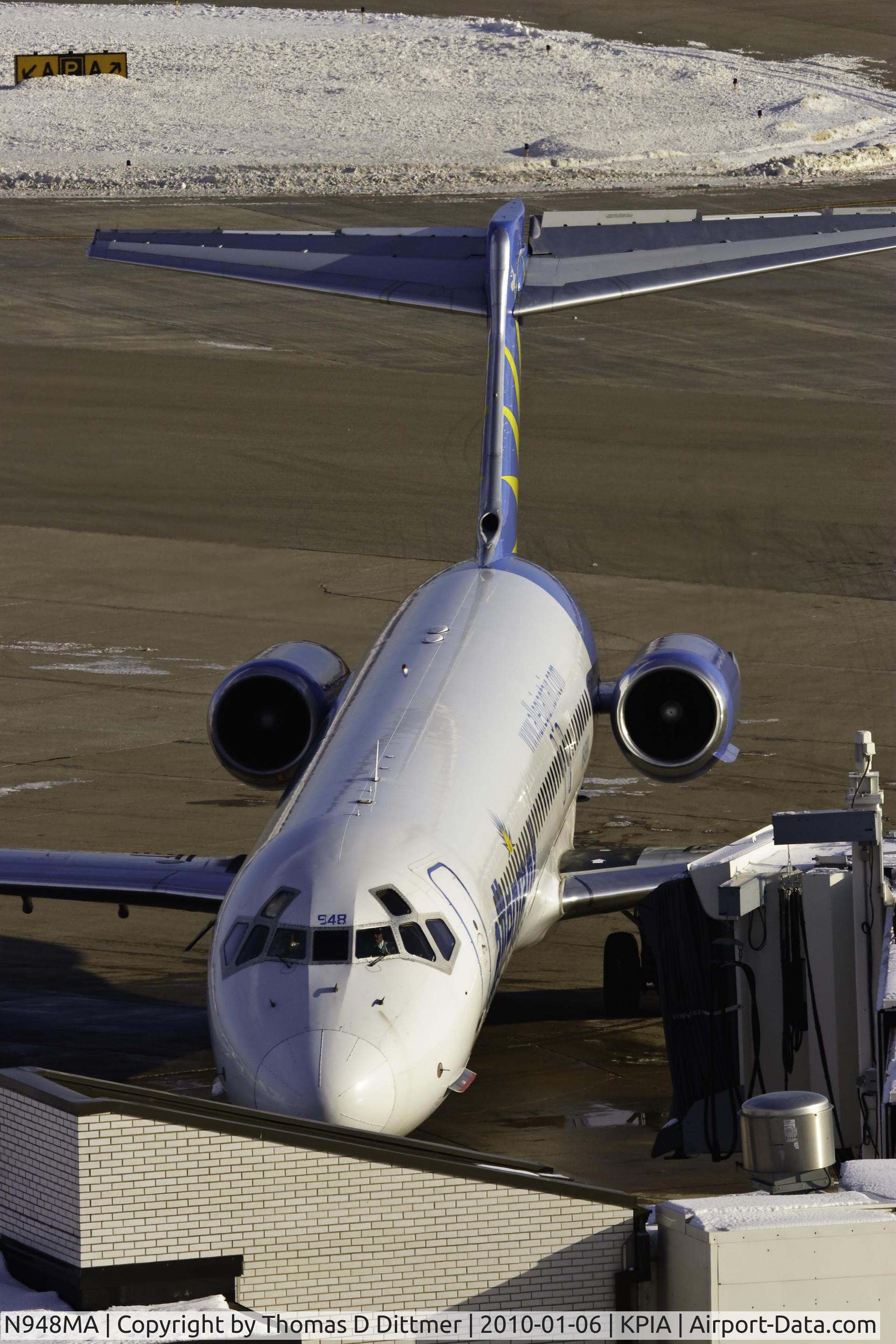 N948MA, 1989 McDonnell Douglas DC-9-87 C/N 49778, Allegiant Airways (N948MA) at the gate