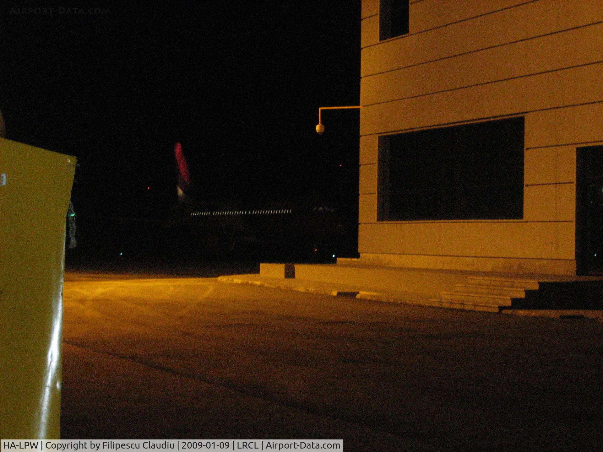 HA-LPW, 2009 Airbus A320-232 C/N 3947, PARK