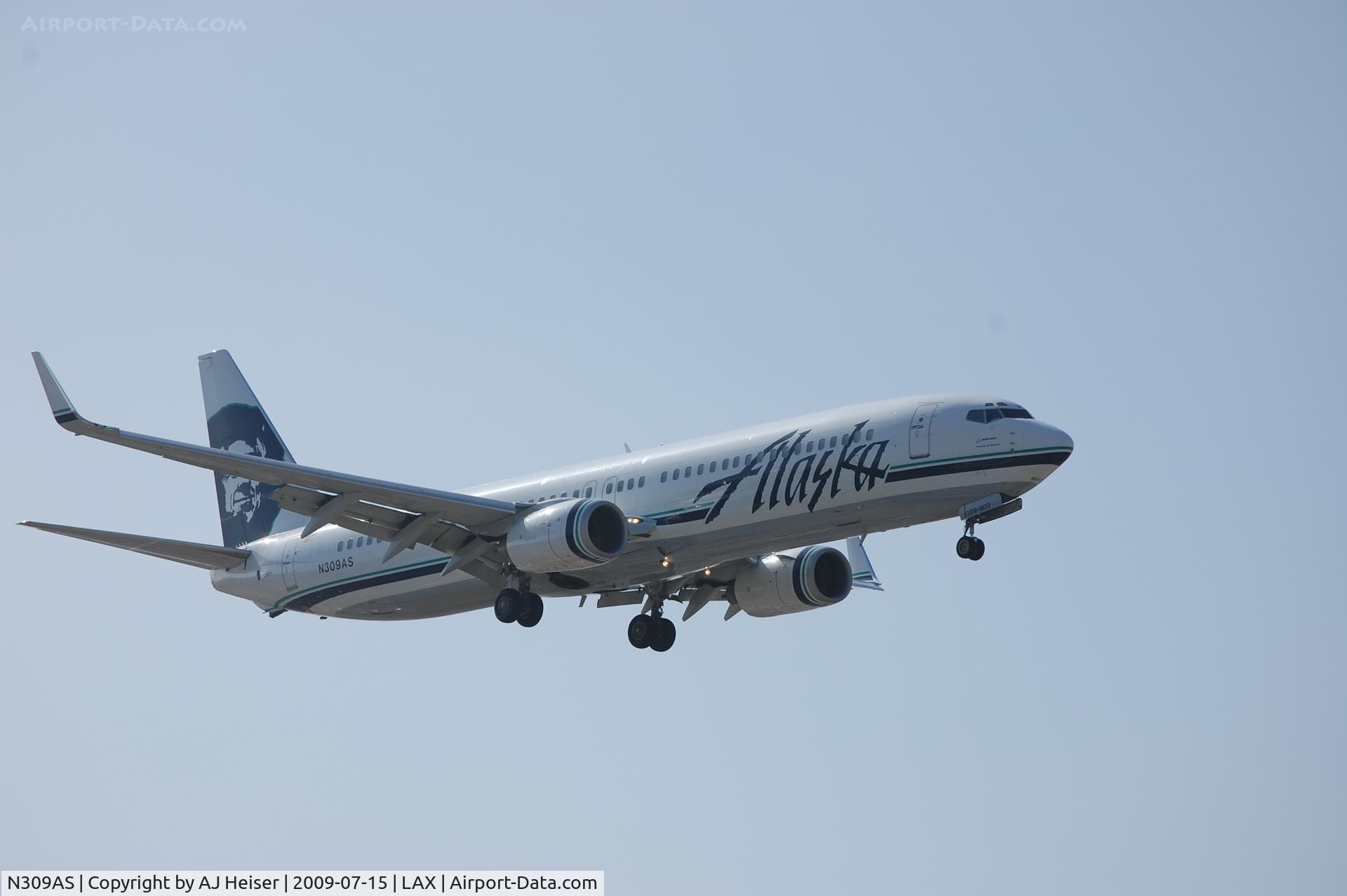N309AS, 2001 Boeing 737-990 C/N 30857, N309AS short final rwy 24R