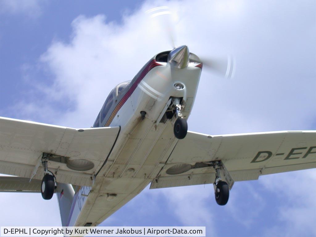 D-EPHL, 1986 Piper PA-28RT-201T Turbo Arrow IV Arrow IV C/N 28R-8631004, 1986 Piper PA-28RT-201T Turbo Arrow IV