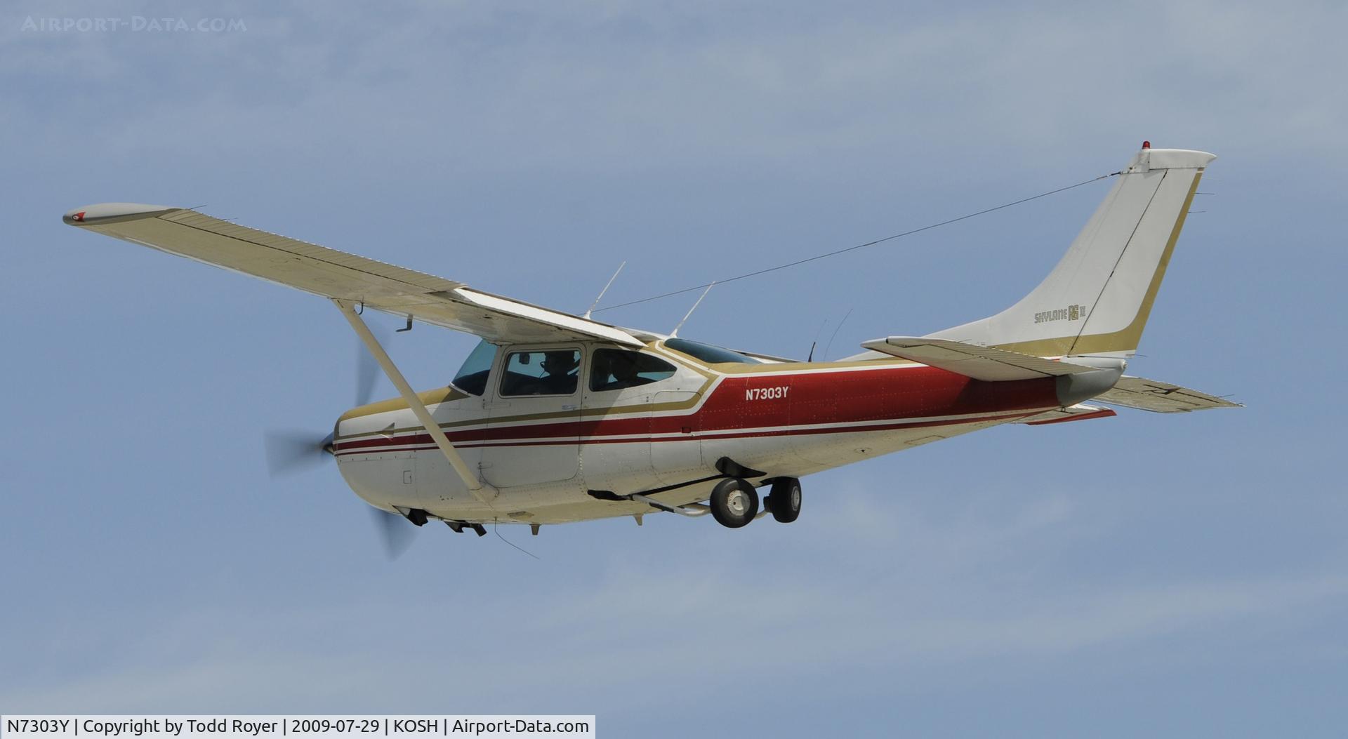 N7303Y, 1977 Cessna R182 Skylane RG C/N R18200114, EAA AIRVENTURE 2009