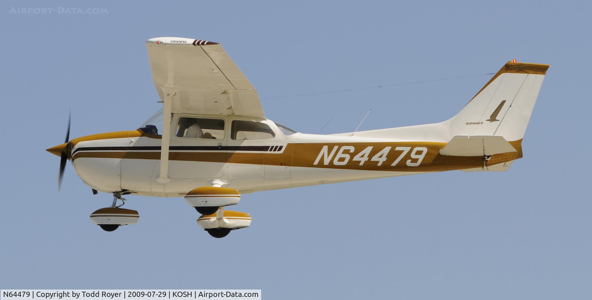 N64479, 1975 Cessna 172M C/N 17265259, EAA AIRVENTURE 2009
