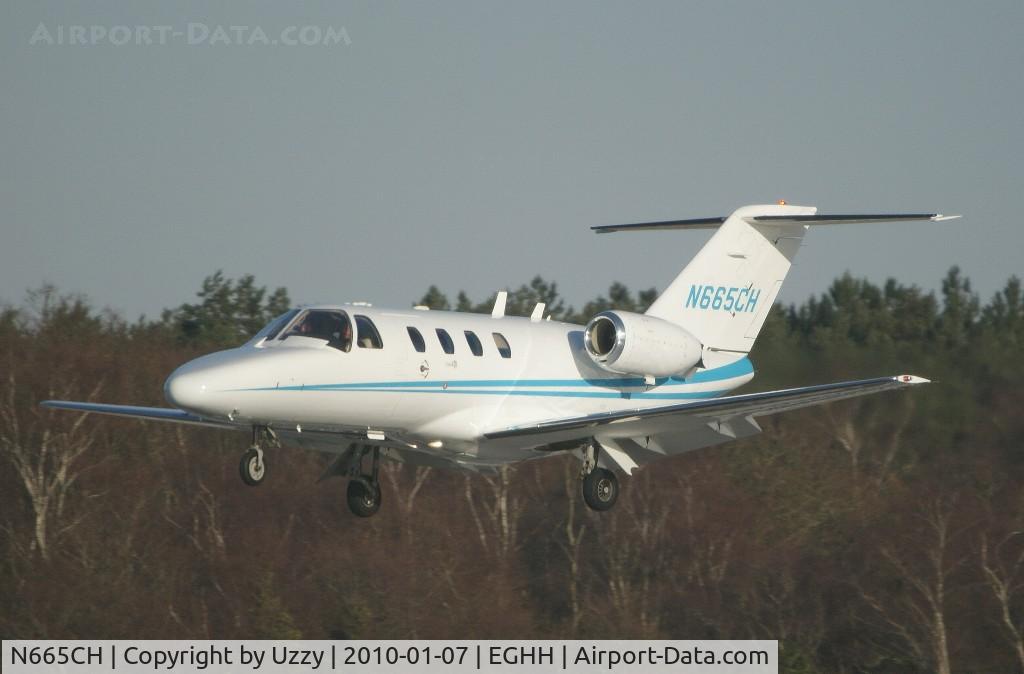 N665CH, 2002 Cessna 525 CitationJet CJ1 C/N 525-0504, N665CH @ EGHH