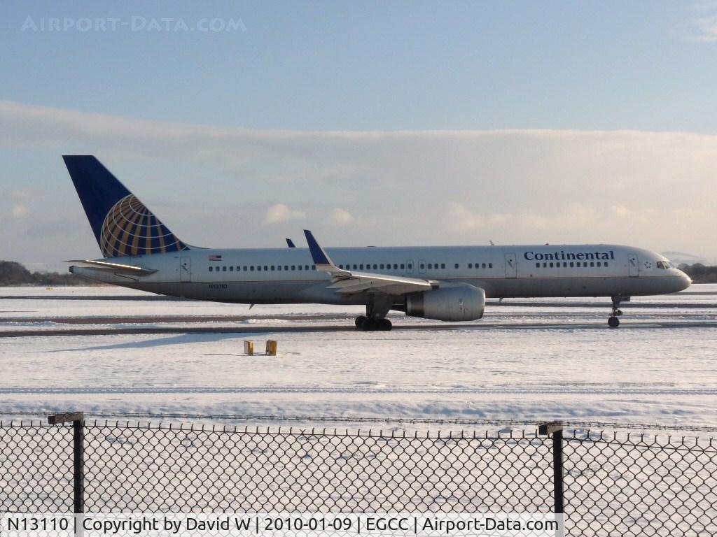 N13110, 1994 Boeing 757-224 C/N 27300, Taxing out in very bad snow at Manchester