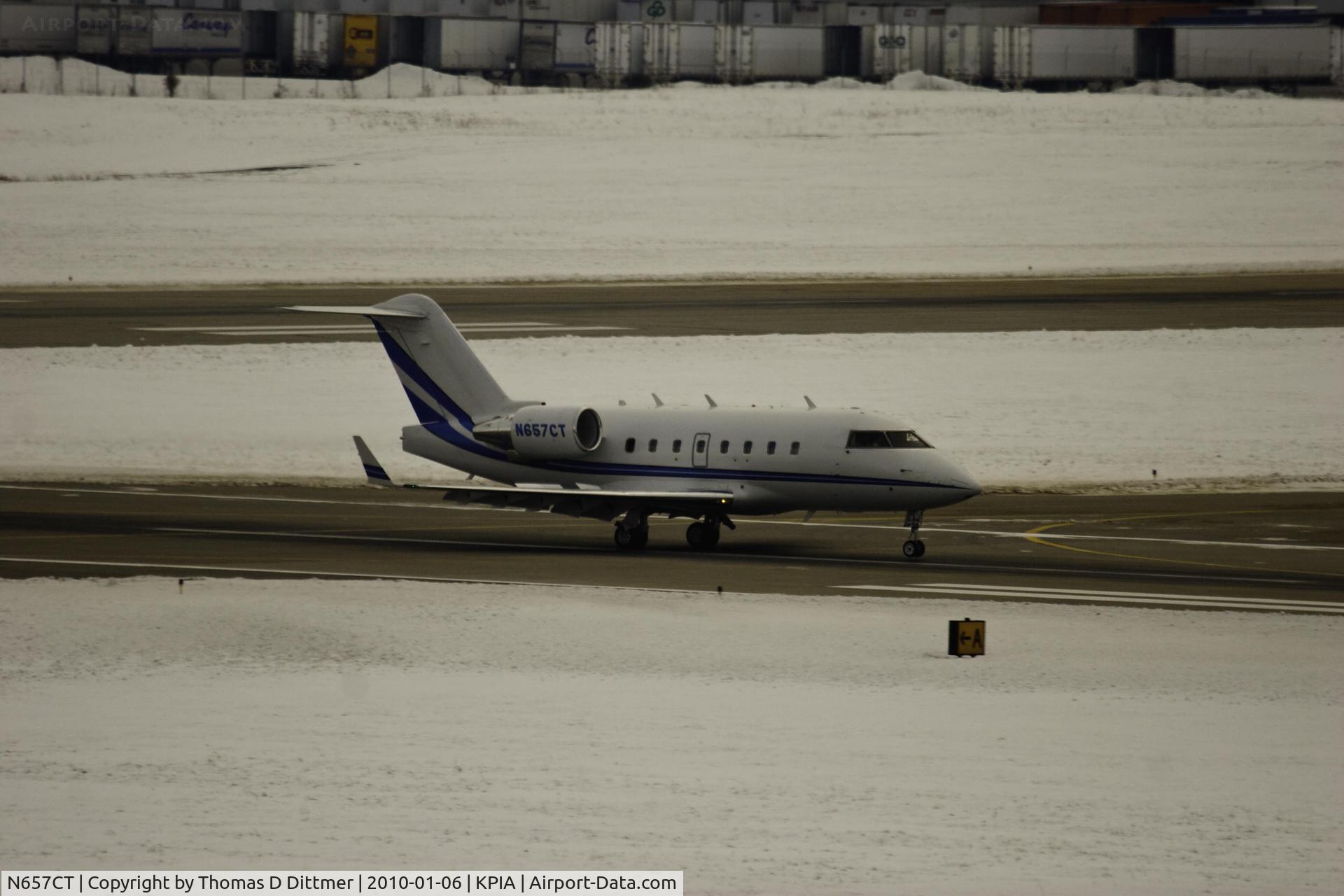 N657CT, 2006 Bombardier Challenger 604 (CL-600-2B16) C/N 5665, N657CT landing roll