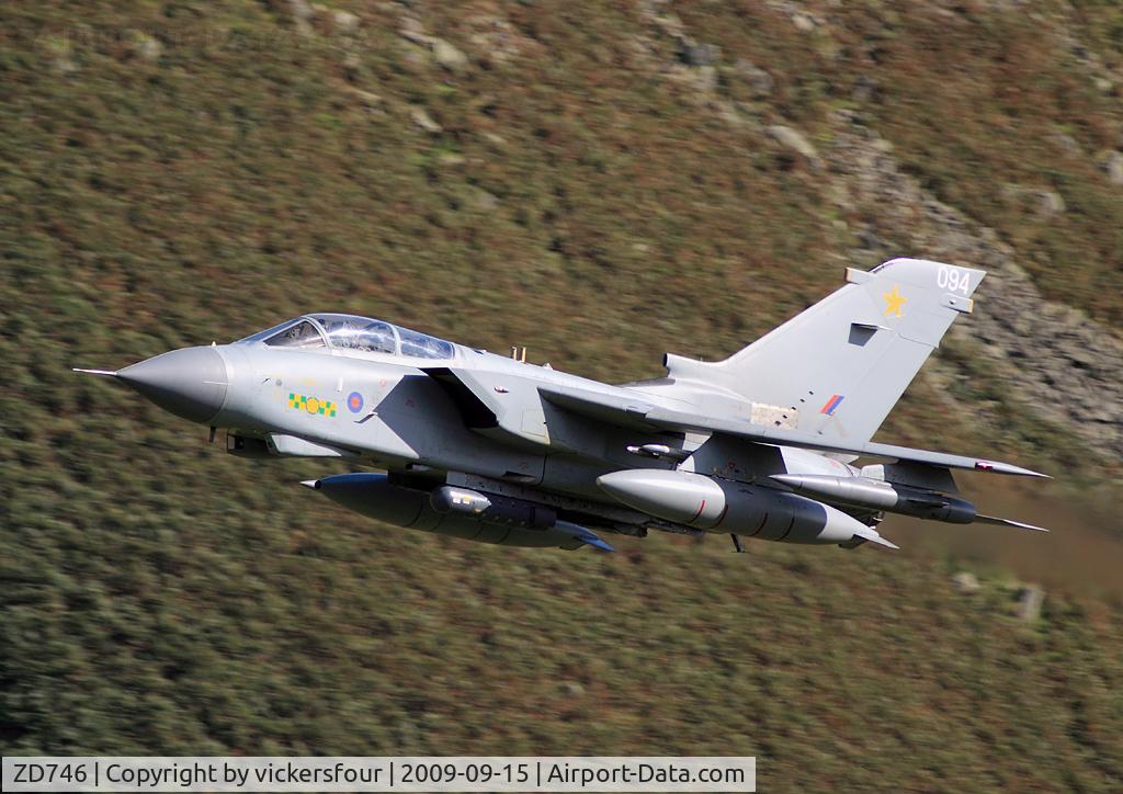 ZD746, 1984 Panavia Tornado GR.4 C/N 376/BS127/3173, Royal Air Force Tornado GR4 (c/n BS127). Operated by the Marham Wing and wearing 31 Squadron markings with code '094'. Dunmail Raise, Cumbria.