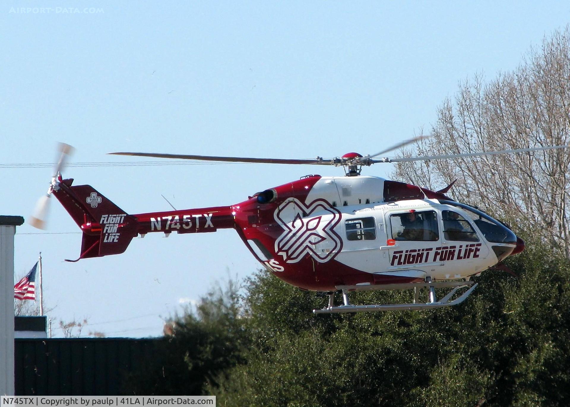 N745TX, Eurocopter-Kawasaki EC-145 (BK-117C-2) C/N 9295, Departing Metro Aviation/Downtown Shreveport.