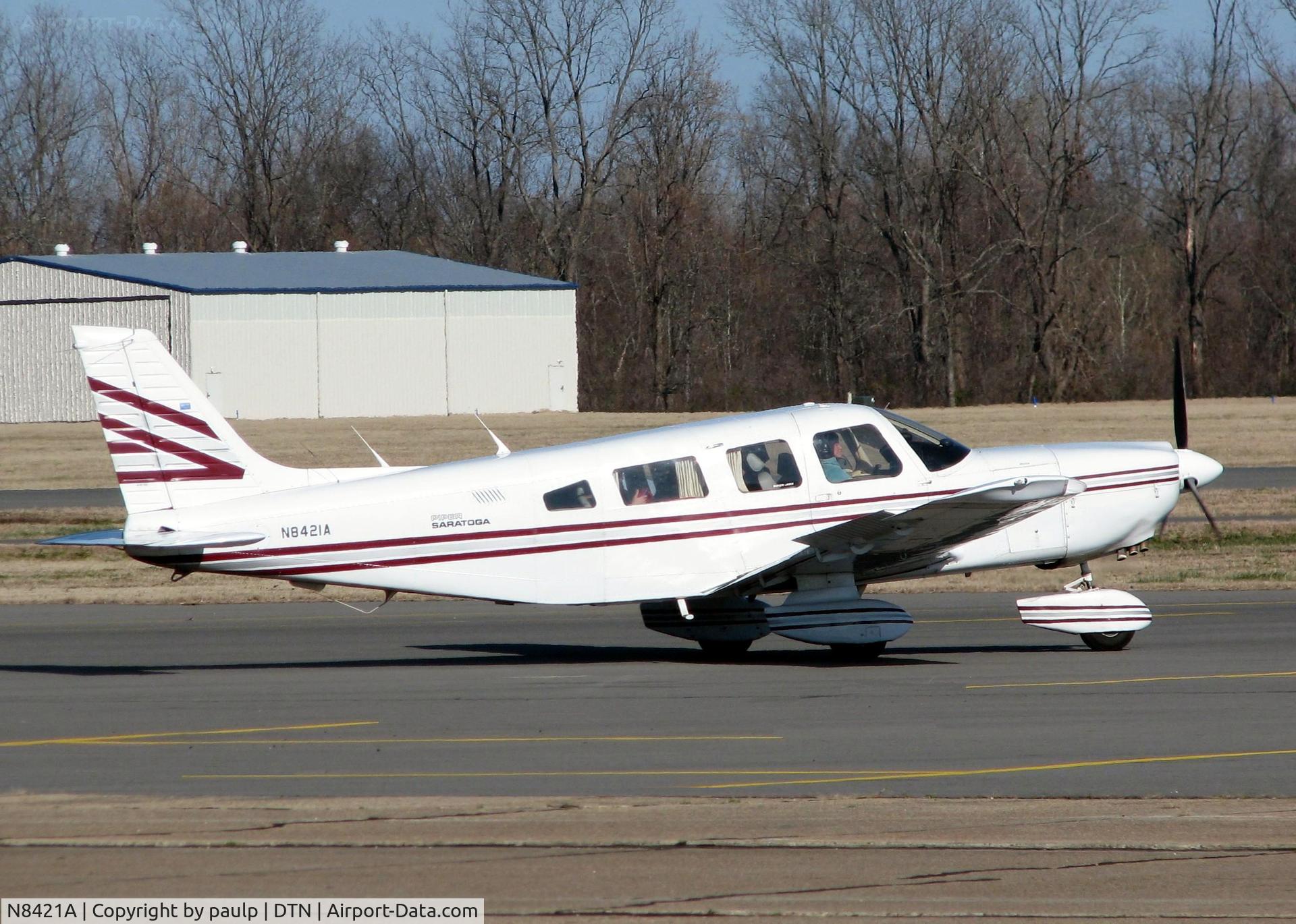 N8421A, 1981 Piper PA-32-301 Saratoga C/N 32-8106085, At Downtown Shreveport.