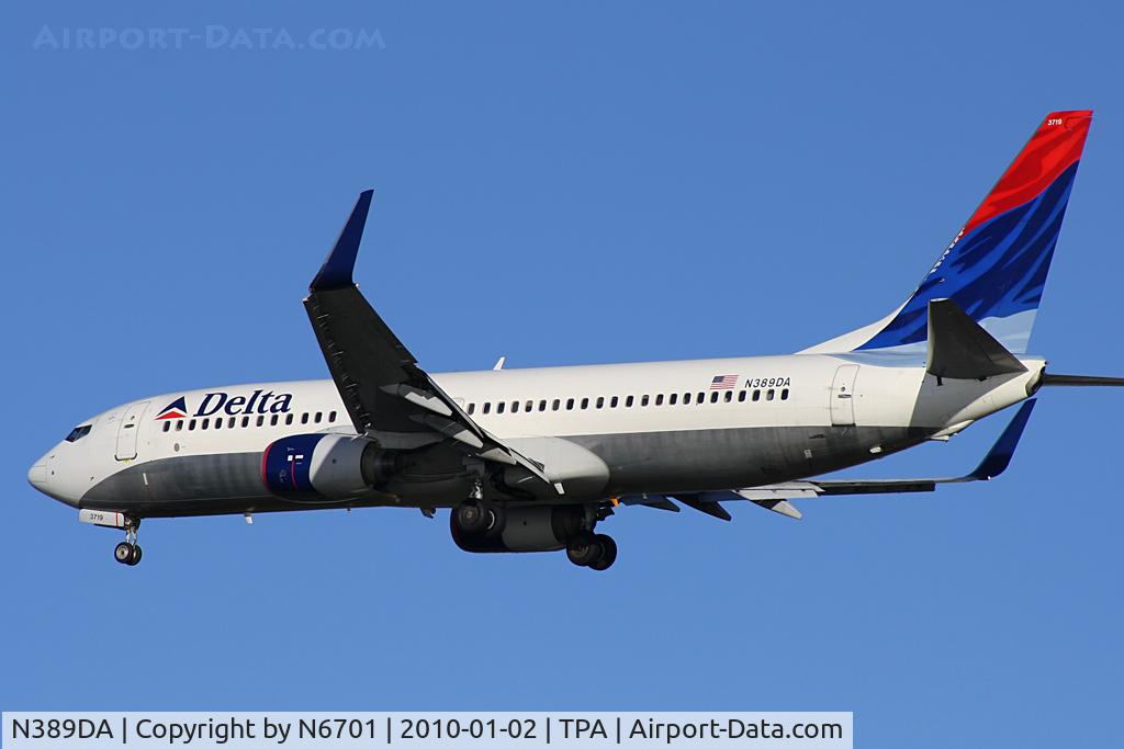 N389DA, 2000 Boeing 737-832 C/N 30376, Delta