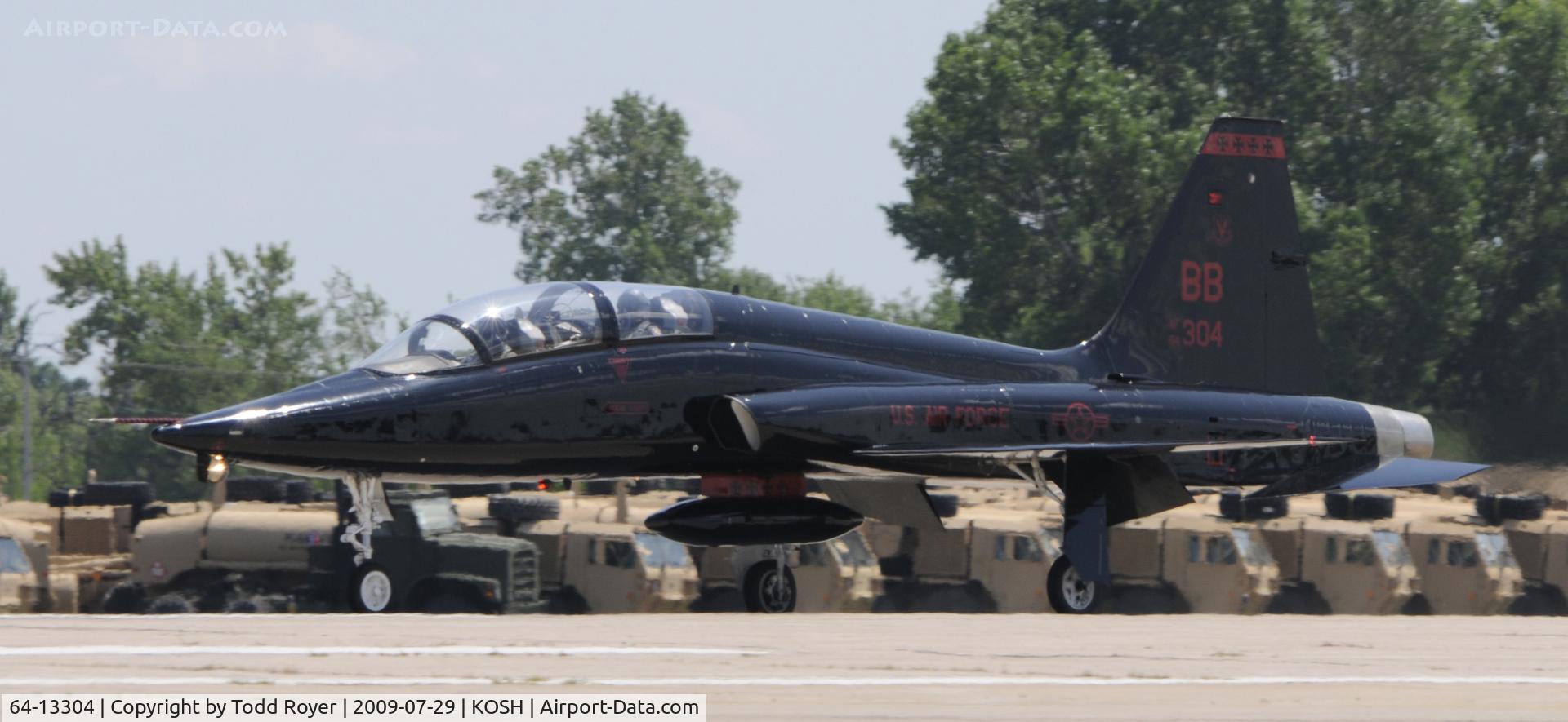 64-13304, 1964 Northrop T-38A Talon C/N N.5733, EAA AIRVENTURE 2009