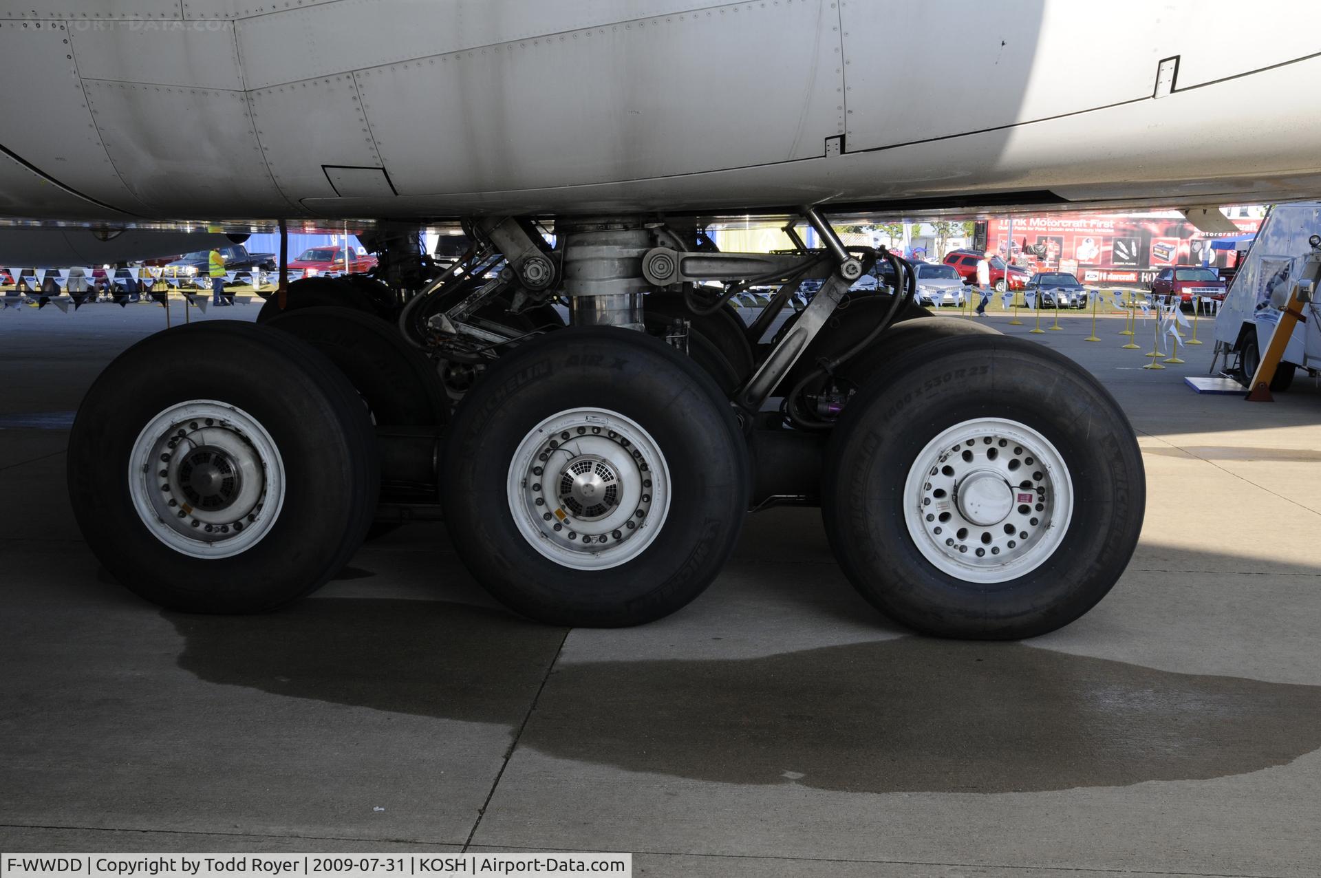 F-WWDD, 2005 Airbus A380-861 C/N 004, EAA AIRVENTURE 2009