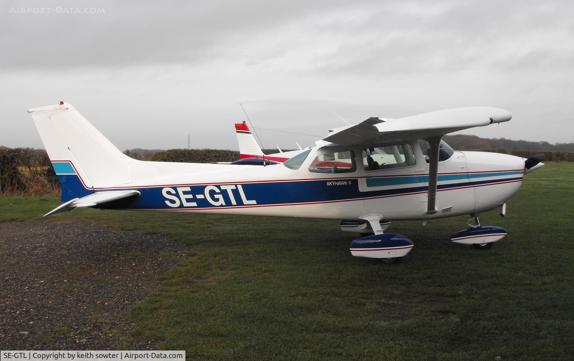 SE-GTL, Cessna 172N C/N 17269254, At East Winch Norfolk