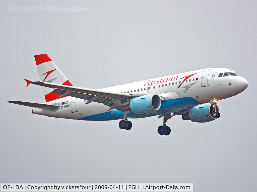OE-LDA, 2004 Airbus A319-112 C/N 2131, Austrian Airlines