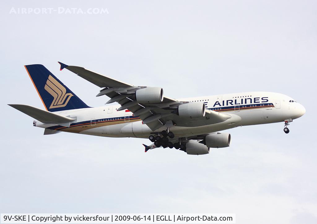 9V-SKE, 2007 Airbus A380-841 C/N 010, Singapore Airlines