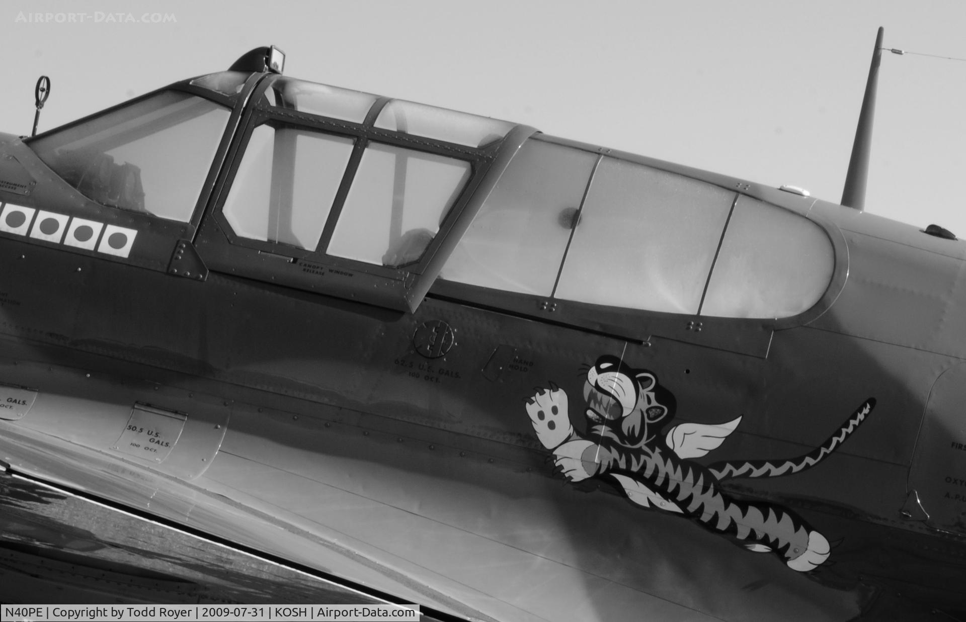 N40PE, 1942 Curtiss P-40E C/N AK905, EAA AIRVENTURE 2009