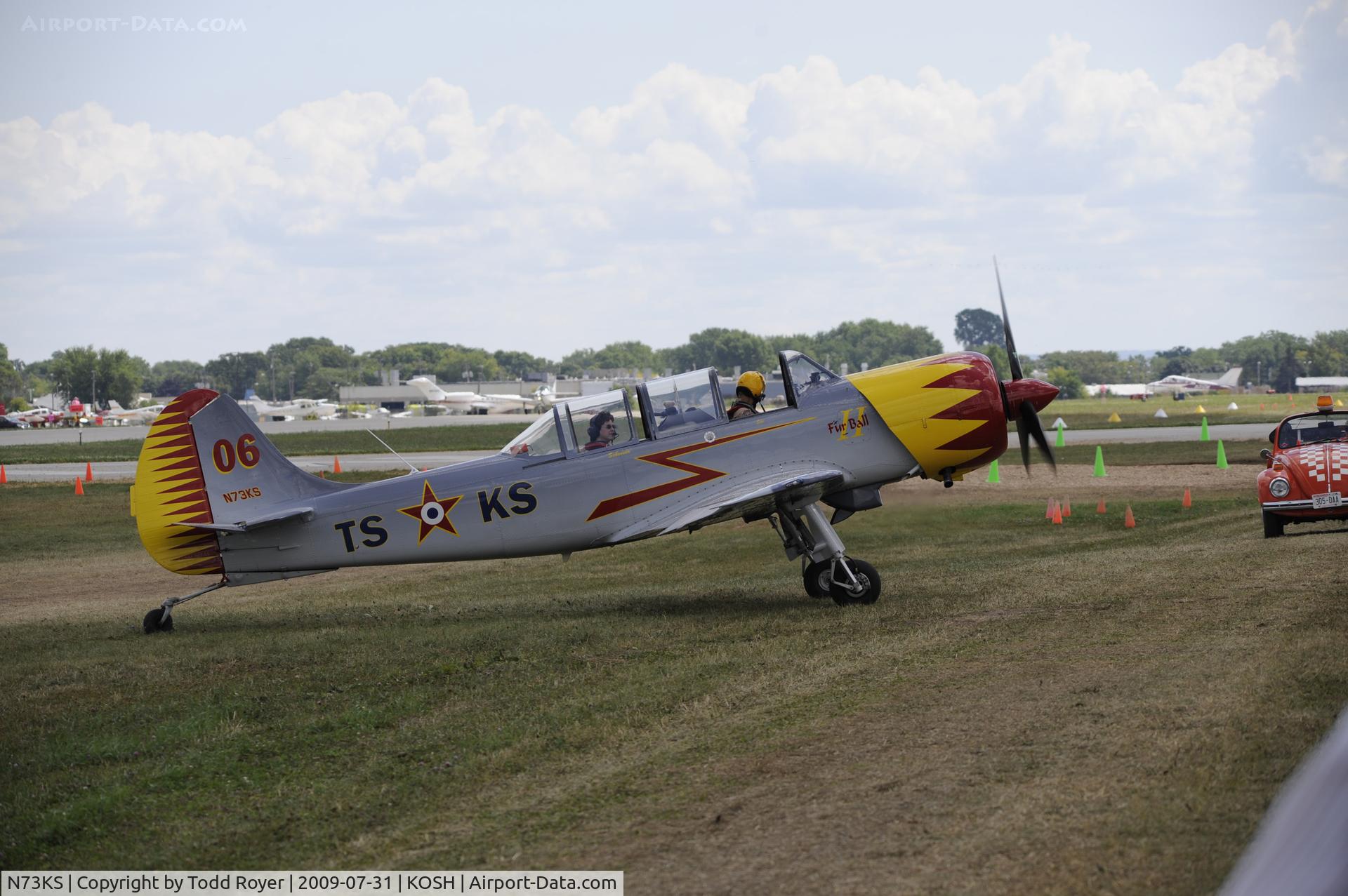 N73KS, 2001 Yakovlev (Aerostar) Yak-52TW C/N 0112230, EAA AIRVENTURE 2009