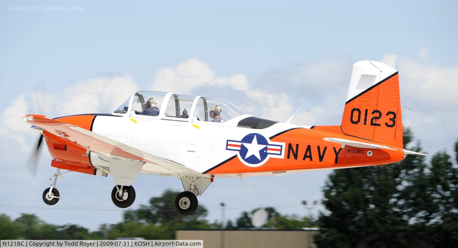 N121BC, Beech T-34A Mentor C/N G-123, EAA AIRVENTURE 2009
