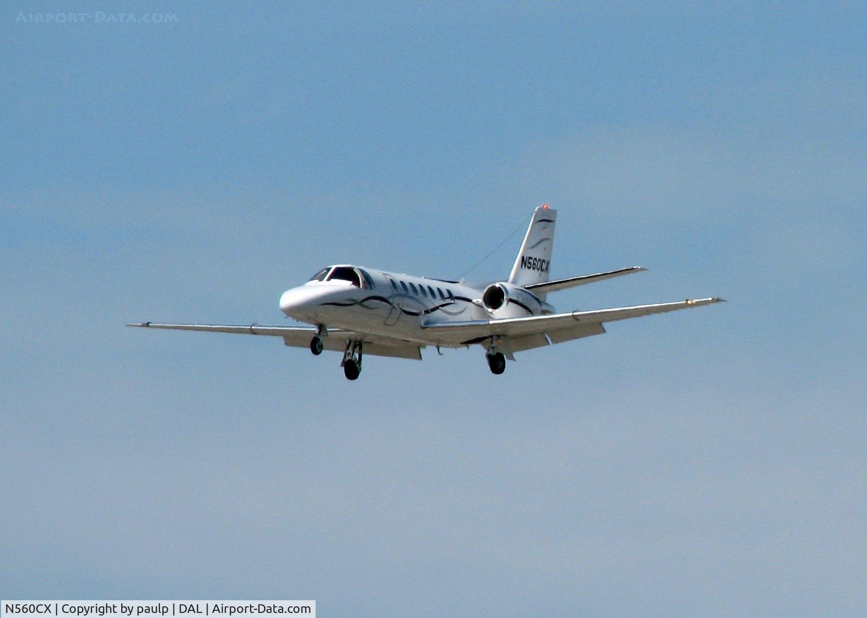N560CX, 2001 Cessna 560 Citation Encore C/N 560-0582, Landing at Love Field.