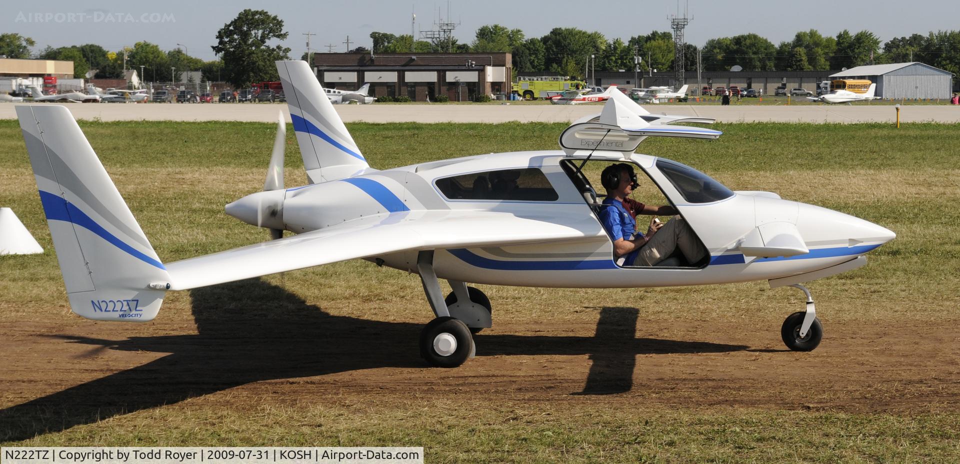 N222TZ, Velocity Velocity XL RG C/N 3RX104, EAA AIRVENTURE 2009