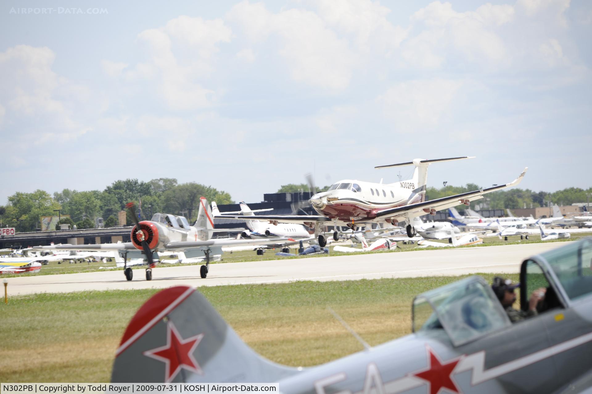 N302PB, 1999 Pilatus PC-12/45 C/N 302, EAA AIRVENTURE 2009