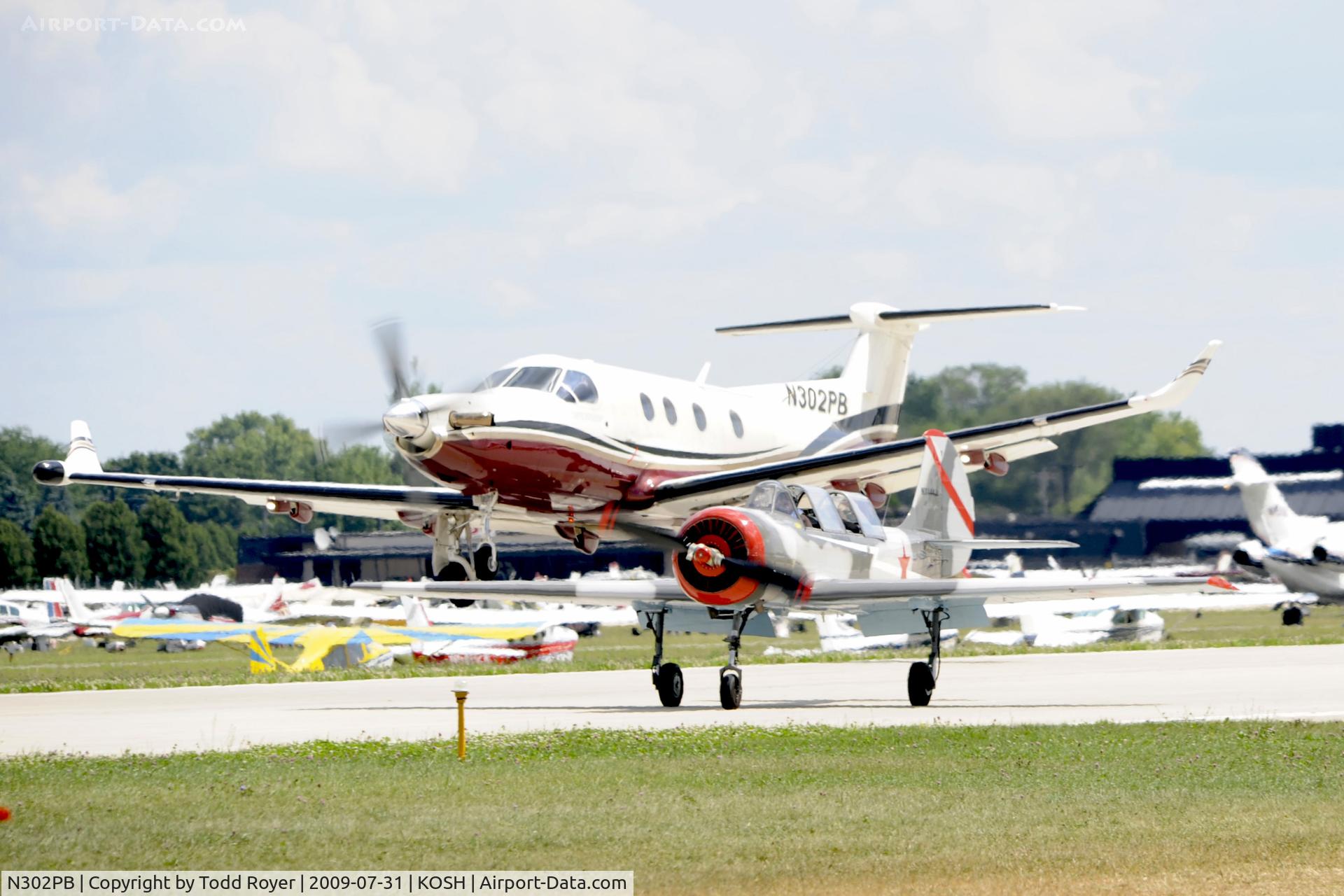 N302PB, 1999 Pilatus PC-12/45 C/N 302, EAA AIRVENTURE 2009