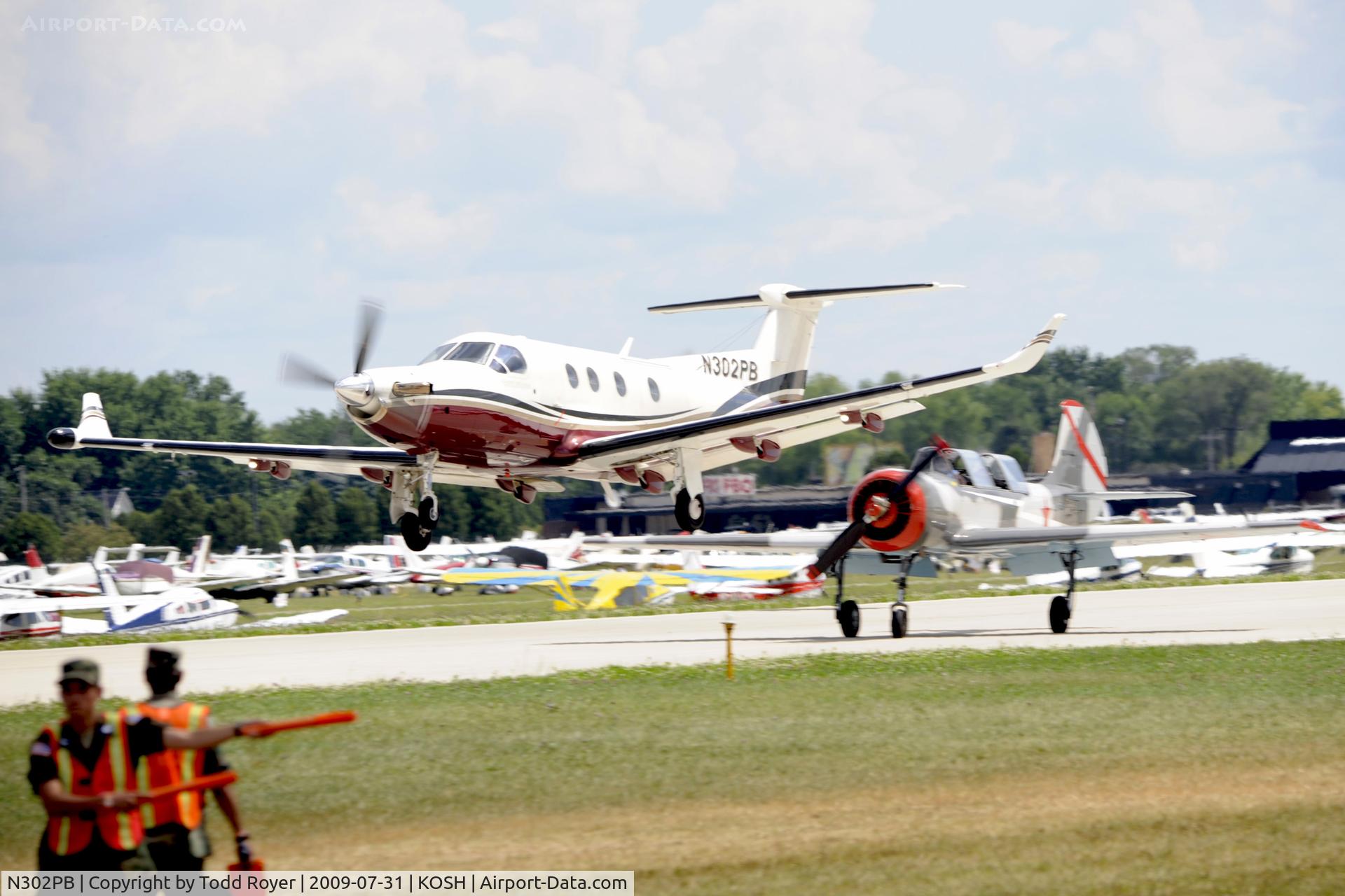 N302PB, 1999 Pilatus PC-12/45 C/N 302, EAA AIRVENTURE 2009