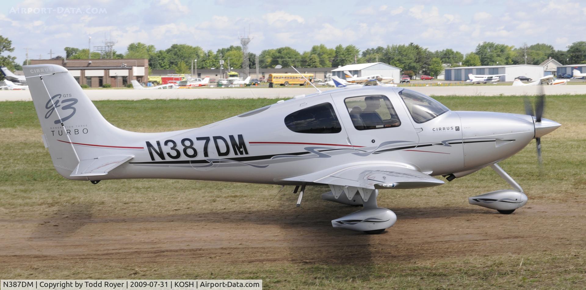 N387DM, 2007 Cirrus SR22 C/N 2880, EAA AIRVENTURE 2009
