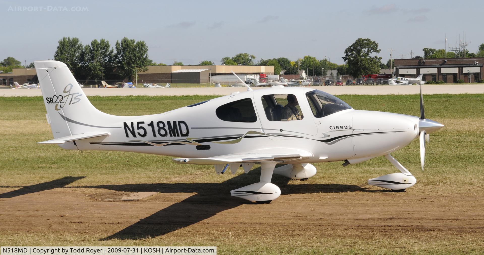 N518MD, 2004 Cirrus SR22 GTS C/N 1183, EAA AIRVENTURE 2009