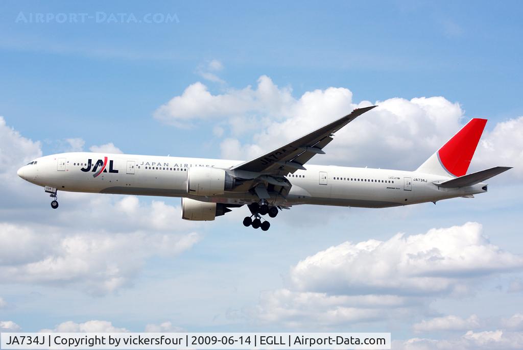 JA734J, 2005 Boeing 777-346/ER C/N 32433, JAL