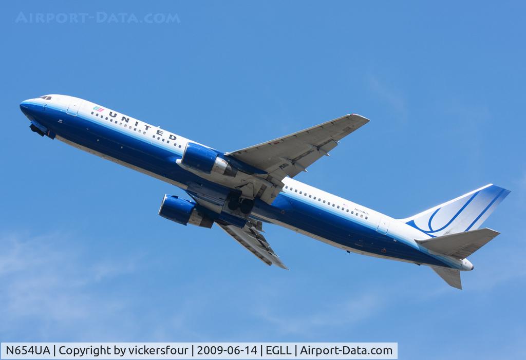 N654UA, 1992 Boeing 767-322ER C/N 25392, United Airlines
