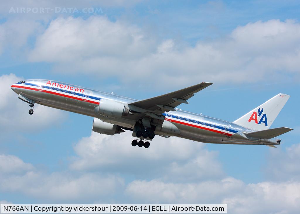 N766AN, 2003 Boeing 777-223/ER C/N 32880, American Airlines