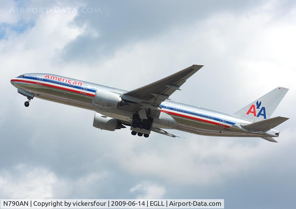 N790AN, 2000 Boeing 777-223 C/N 30251, American Airlines