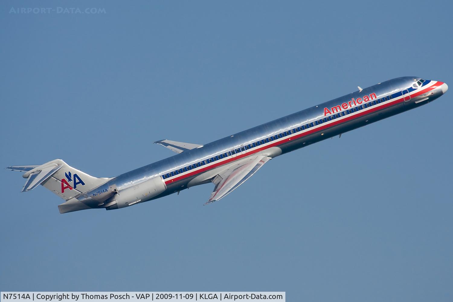 N7514A, 1990 McDonnell Douglas MD-82 (DC-9-82) C/N 49891, American Airlines