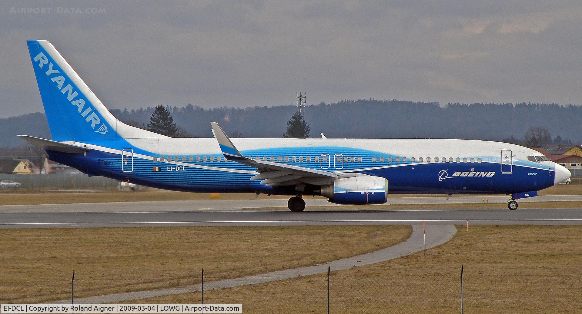 EI-DCL, 2004 Boeing 737-8AS C/N 33806, .