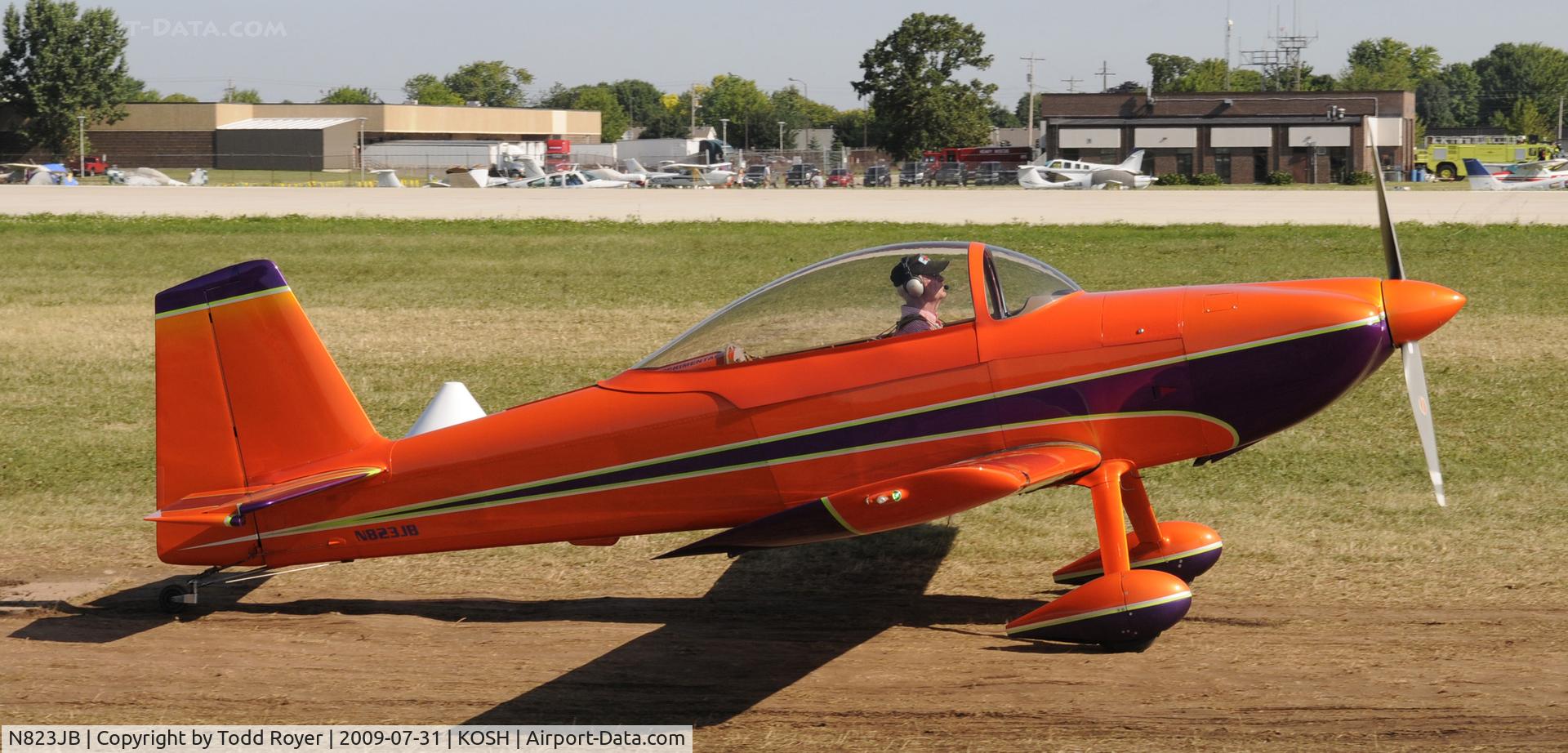 N823JB, 2001 Vans RV-8 C/N 80023, EAA AIRVENTURE 2009