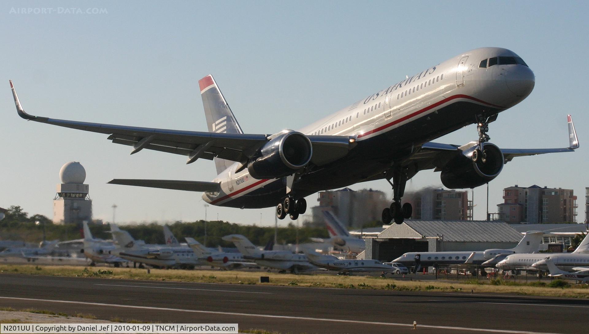 N201UU, 1995 Boeing 757-2B7 C/N 27810, Us airways  N201UU departing TNCM