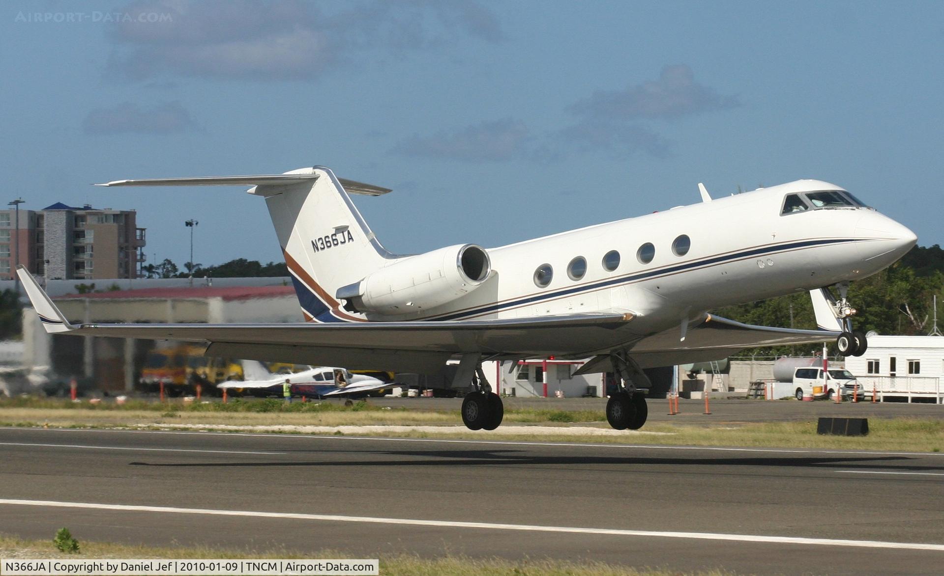 N366JA, 1982 Gulfstream American G-1159A Gulfstream III C/N 366, N366JA Departing TNCM