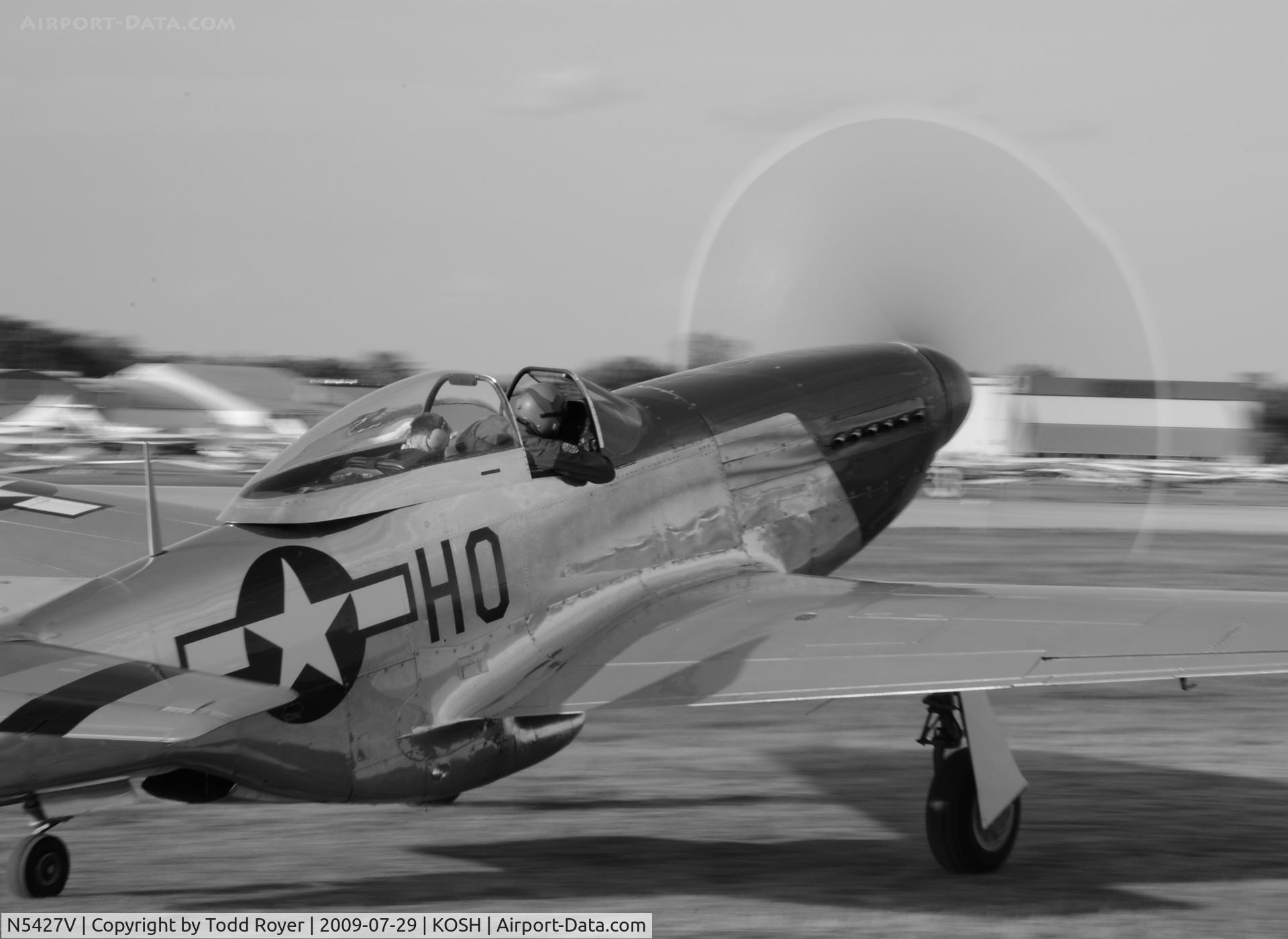 N5427V, 1944 North American F-51D Mustang C/N 44-72942, EAA AIRVENTURE 2009