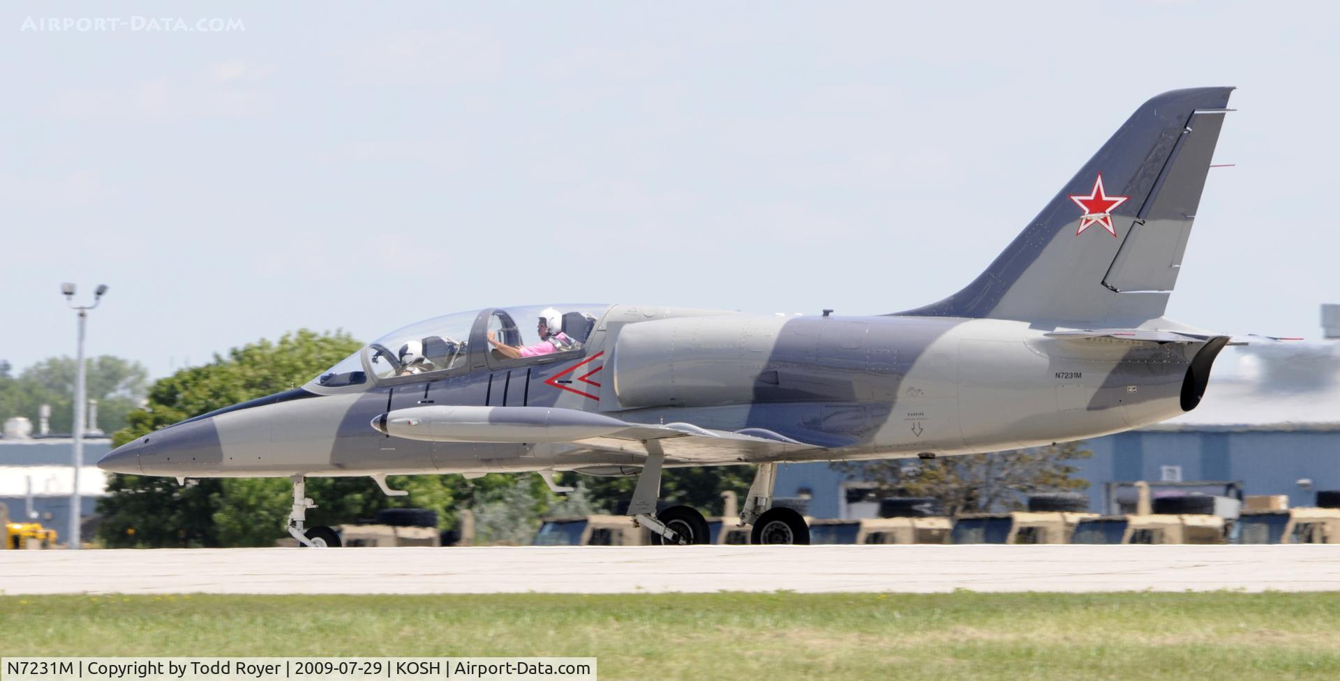 N7231M, 1976 Aero L-39 Albatros C/N 630642, EAA AIRVENTURE 2009