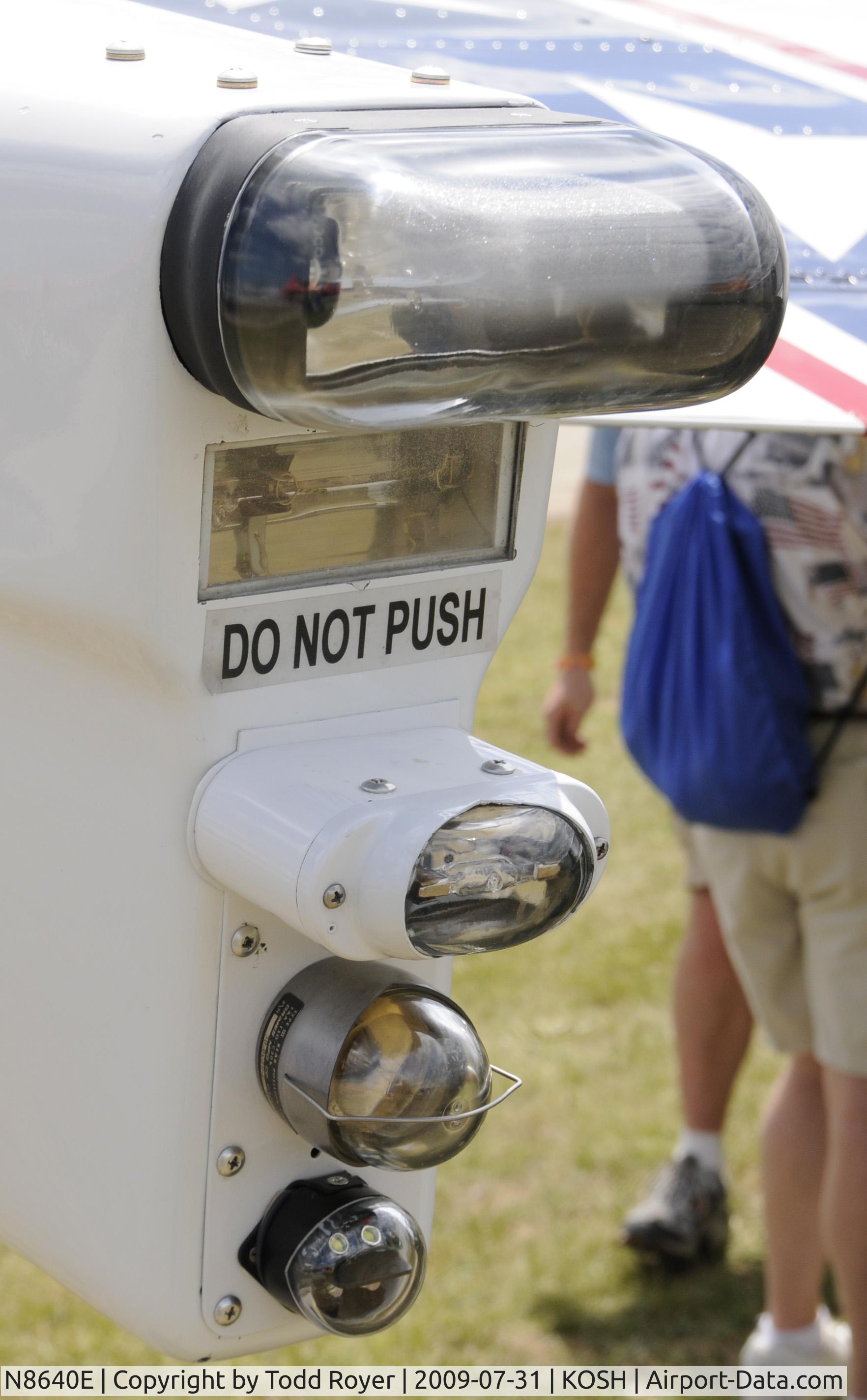 N8640E, Beech C-45H Expeditor C/N AF-510, EAA AIRVENTURE 2009